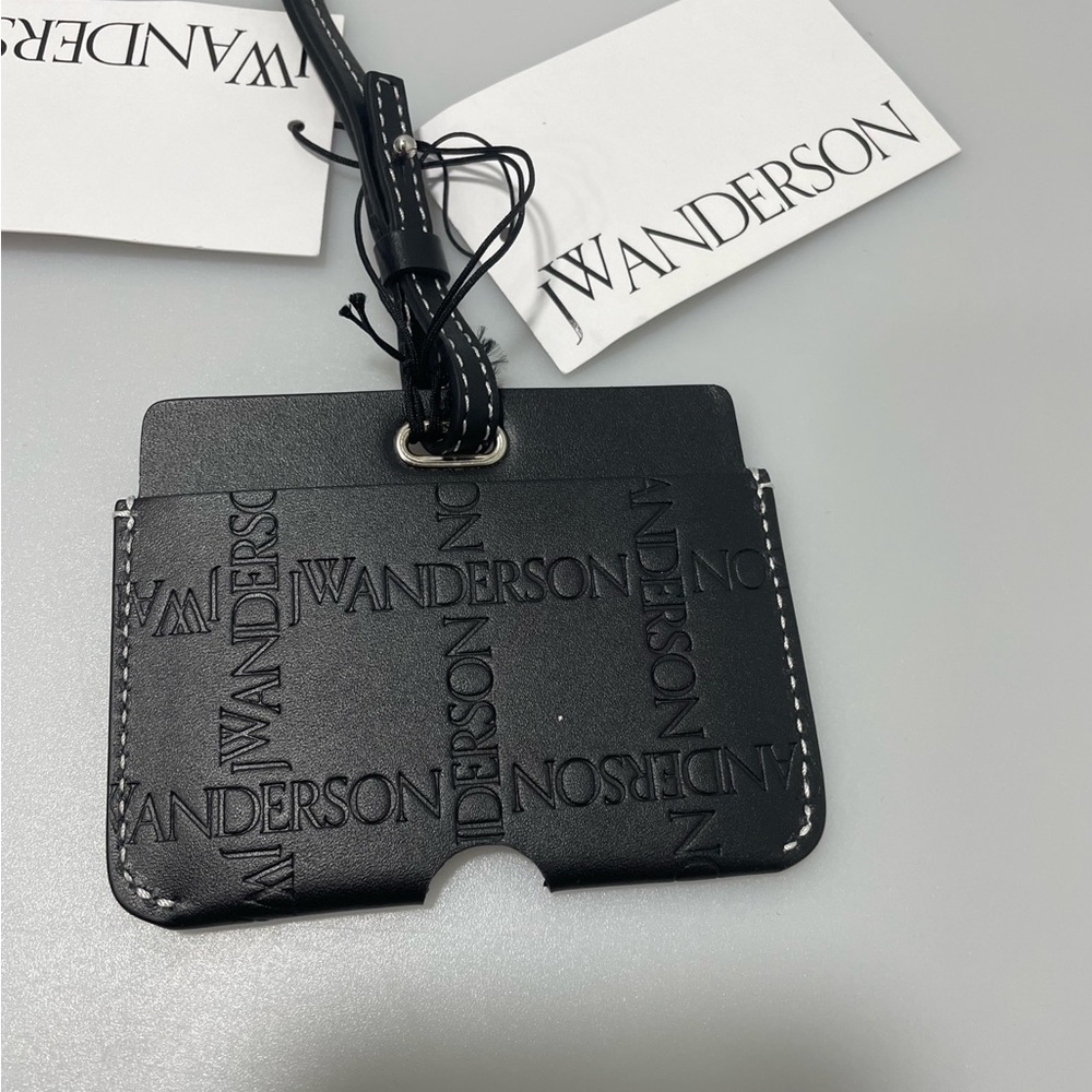 JW Anderson Logo-Embossed Leather Cardholder Black - Picture 5 of 5